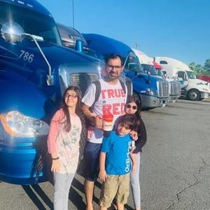 Meet your Posher, Laila